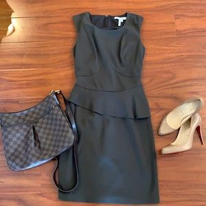 Sleeveless dress